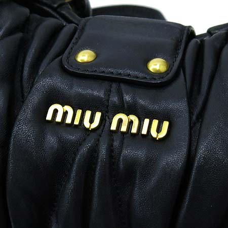 MiuMiu(�̿�̿�) ��� �� ��Ŭ ���� ����Ų MATELASSE (��Ʈ���) ��Ʈ�� + �����Ʈ�� �̹���6 - ���̺��� �߰���ǰ