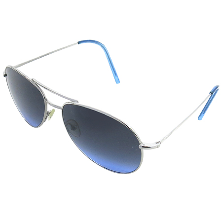 ����  ���۶�