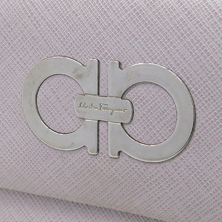 Ferragamo(��󰡸�) 22 7122 ���� ���� ���� ��ġ�� �ΰ� ������ �̹���3 - ���̺��� �߰���ǰ