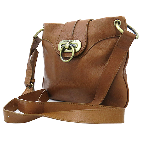 Burberry(������) ����� ����ΰ� �� ��� ũ�ν��� �̹���3 - ���̺��� �߰���ǰ