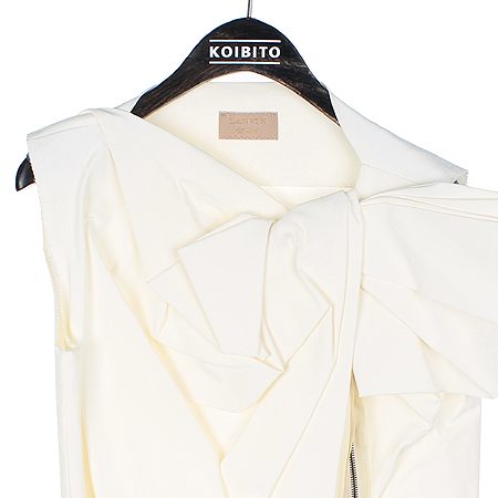 LANVIN(����) 2011 �� �÷��� ȭ��Ʈ ���ǽ� �̹���2 - ���̺��� �߰���ǰ