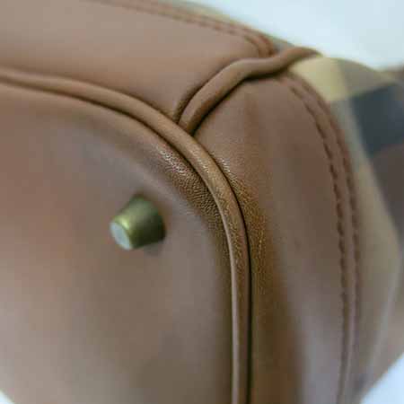 Burberry(������) 3741800 ����ũ üũ ���� ���� Ʈ���� ����� [�ϻ����] �̹���4 - ���̺��� �߰���ǰ