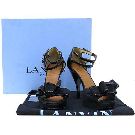 ����  ����