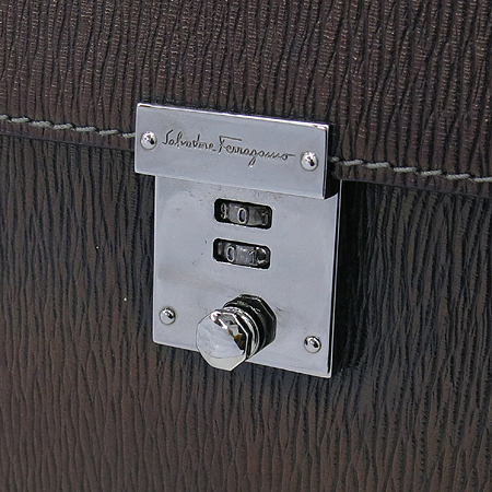 Ferragamo(��󰡸�) 24 7202 ���� ���� ������� �̹���3 - ���̺��� �߰���ǰ