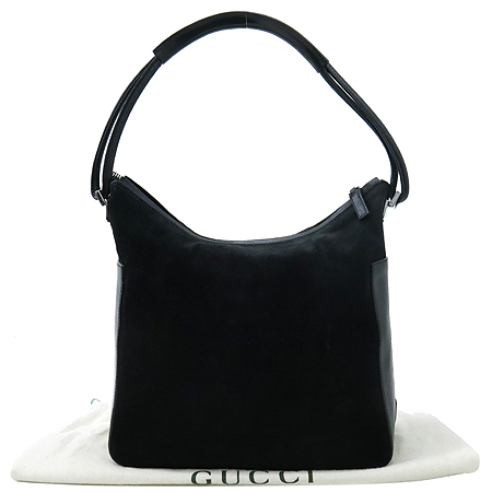 ����  �����