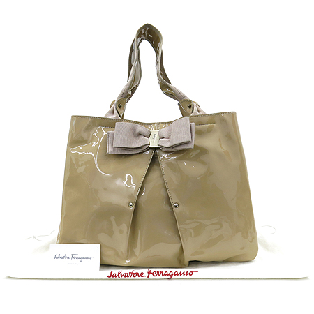 ��󰡸� �ٶ� ����� 