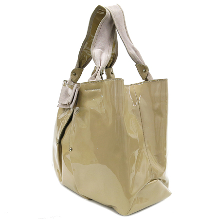 Ferragamo(��󰡸�) 21 B665 ���� �ٶ� ��� ������ ���̴�Ʈ ����� �̹���3 - ���̺��� �߰���ǰ