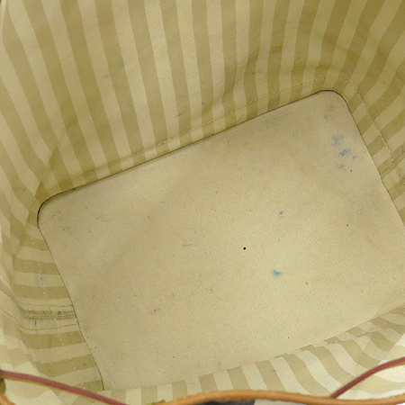 Louis Vuitton(���̺���) M40563 ���׷� ĵ���� �÷��� �뿡 ����� �̹���6 - ���̺��� �߰���ǰ