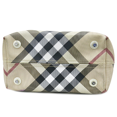 Burberry(������) �Ͽ콺üũ PVC ȭ��Ʈ ���� Ʈ���� ����� �̹���5 - ���̺��� �߰���ǰ