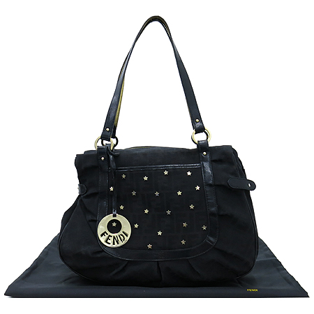 ���  �����