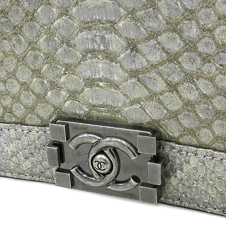 Chanel() A67948Y25758 45002 BOY CHANEL ̻ PYTHON ܹ  ǹ Ż ΰ ü  ̹4 - ̺ ߰ǰ