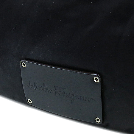 Ferragamo(��󰡸�) 21 7461 ���� �̴ϼ� �ΰ� �� ���� �к긯 ���� ��Ʈ�� �̹���3 - ���̺��� �߰���ǰ