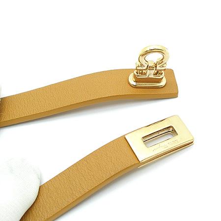 Ferragamo(��󰡸�) ���� ��ġ�� �ΰ� ���� ���� �̹���4 - ���̺��� �߰���ǰ