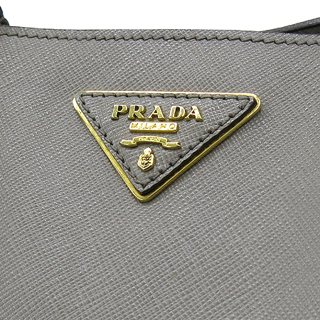 Prada(�����) BN1844 �׷��� ���ǾƳ� ���� ���� ��Ʈ�� �̹���4 - ���̺��� �߰���ǰ
