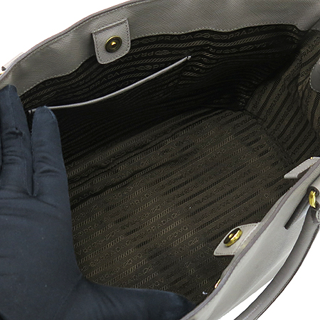 Prada(�����) BN1844 �׷��� ���ǾƳ� ���� ���� ��Ʈ�� �̹���6 - ���̺��� �߰���ǰ