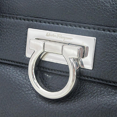 Ferragamo(��󰡸�) 21 C922 ���� ���� ���� ��ġ�� ��� ����� �̹���5 - ���̺��� �߰���ǰ