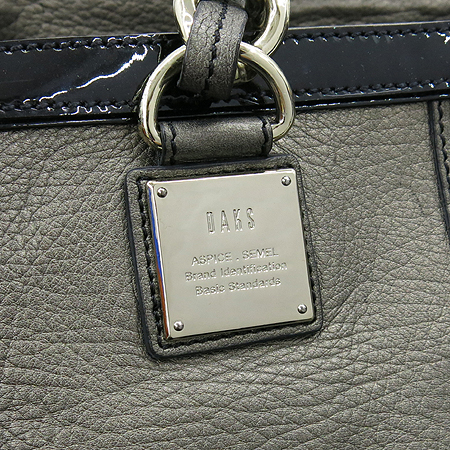 DAKS(�ڽ�) �׷��� ��Ż�� ���� ���� ������ ȥ�� ����ΰ� ü�� ��Ʈ�� �̹���4 - ���̺��� �߰���ǰ