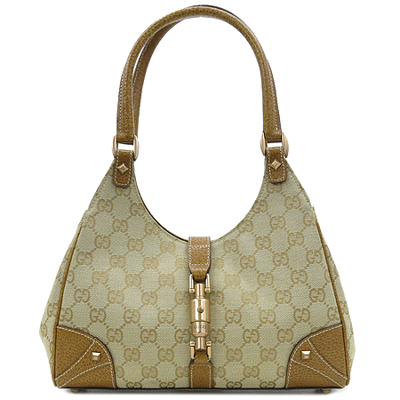 ����  �����