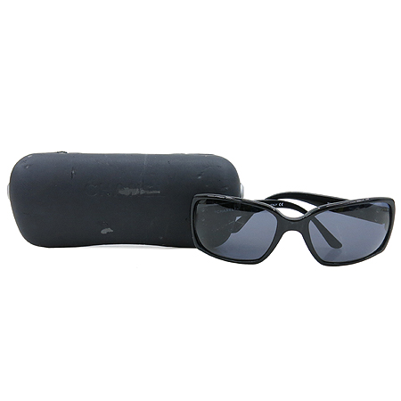 ����  ���۶�