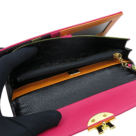 Metrocity(��Ʈ�ν�Ƽ) ���� ��ũ ������ ���� ��� ��Ƽ ����ΰ� ������ �̹���4 - ���̺��� �߰���ǰ