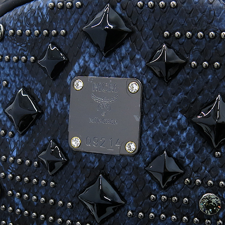 MCM(������) MMK3AXL33BK001 ��ũ���� ������ũ���� ũ����Ż ���� ����ΰ� ���͵���� ���� [SPECIAL EDITION] �̹���4 - ���̺��� �߰���ǰ