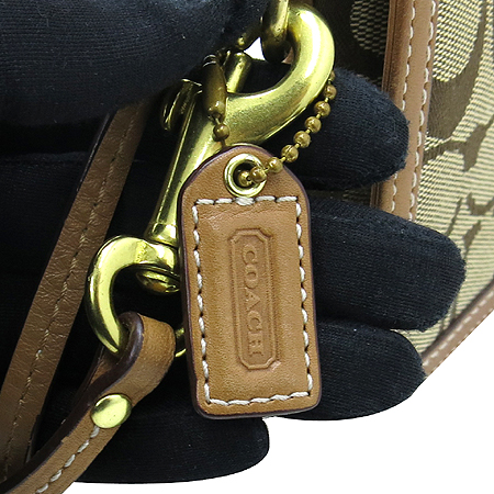 Coach(��ġ) �ñ׳��� �ڰ��� �ڵ� �Ŀ�ġ �̹���3 - ���̺��� �߰���ǰ