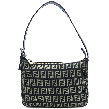 ���  �����