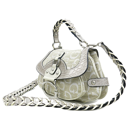 Guess(�Խ�) �ΰ� ��� �ڰ��� 2WAY �̹���2 - ���̺��� �߰���ǰ