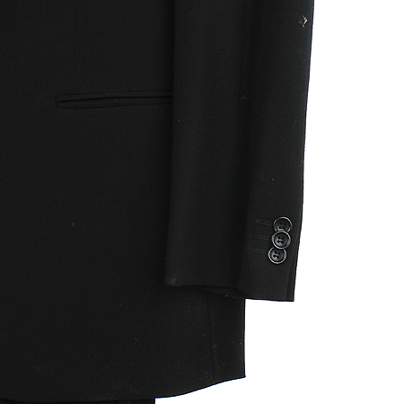 Armani COLLEZIONI(�Ƹ����� �÷�������) �����÷� 3��ư ���� �̹���3 - ���̺��� �߰���ǰ