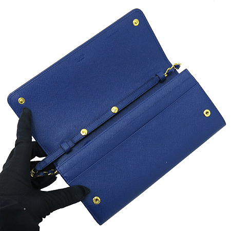 Prada(�����) 1M1290 SAFFIANO METAL BLUETTE ���ǾƳ� ���� ����ΰ� Ŭ��ġ ü�� ũ�ν��� �̹���5 - ���̺��� �߰���ǰ