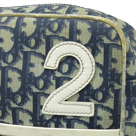 Dior(ũ����î���) �ΰ� ���� PVC ũ�ν��� [��������] �̹���3 - ���̺��� �߰���ǰ