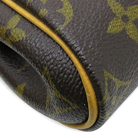 Louis Vuitton(���̺���) M95567 ���׷� ĵ���� ����Ŭ��ġ 2WAY �̹���5 - ���̺��� �߰���ǰ