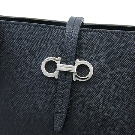 Ferragamo(��󰡸�) 21 B982 ���� �÷� ���ǾƳ� ��Ʈ�� �̹���4 - ���̺��� �߰���ǰ