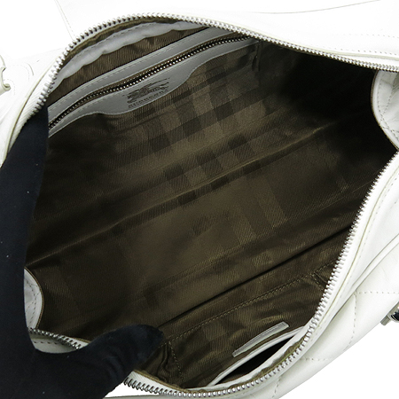 Burberry(������) ���μ� ȭ��Ʈ ���� ���� ��Ŭ��� ����� �̹���6 - ���̺��� �߰���ǰ