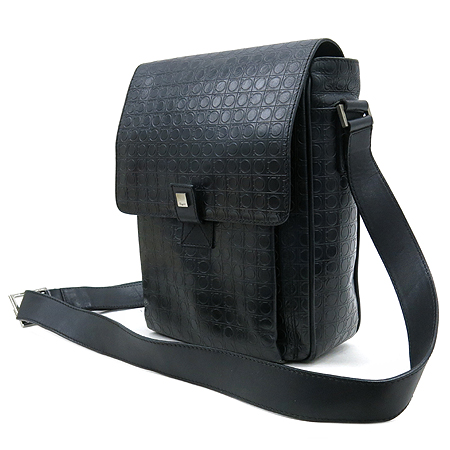 Ferragamo(��󰡸�) 24 0562 ���� ���� �ΰ� ��� ũ�ν��� �̹���2 - ���̺��� �߰���ǰ