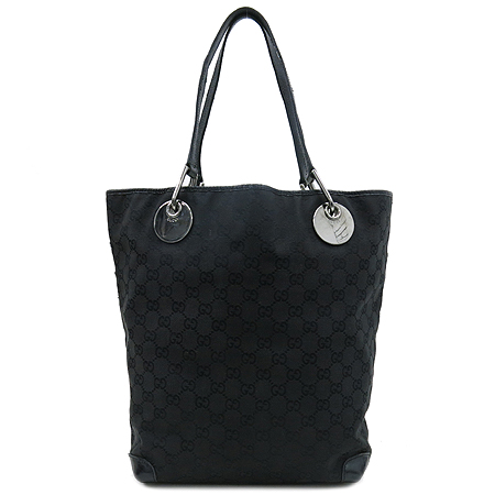 ����  �����