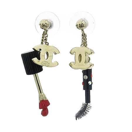 ����  �Ͱ���