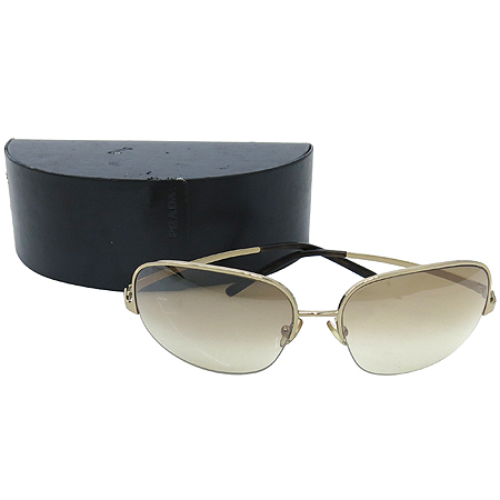 �����  ���۶�