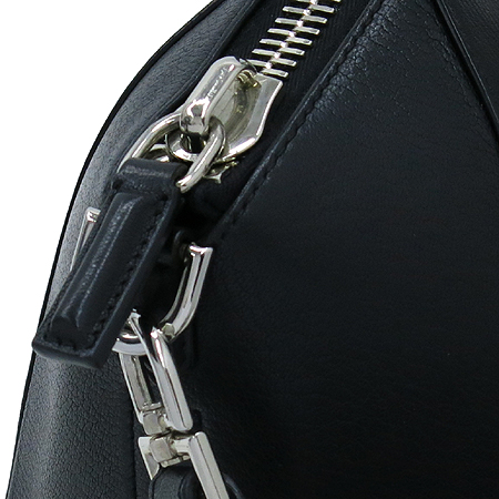 GIVENCHY(�����) 13G5100012 ���� ��Ʈ��Ų ��Ƽ���� M ������ 2WAY [�б�������] �̹���5 - ���̺��� �߰���ǰ