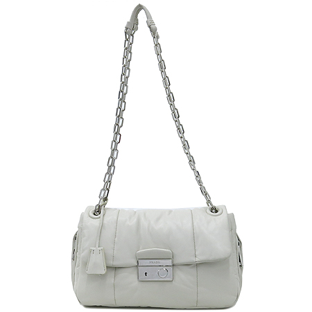 Prada(�����) BR5024 NAPPA(����) BOMBER ���̺��� ���� ü�� ����� [�б�������] �̹���2 - ���̺��� �߰���ǰ