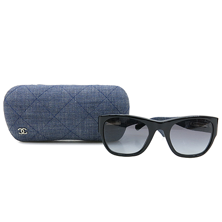 ����  ���۶�