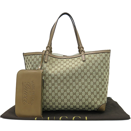 ����  �����