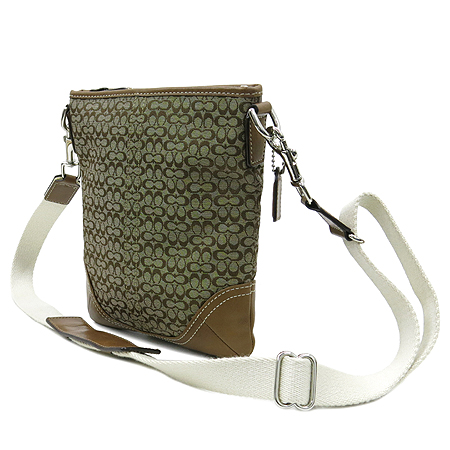 Coach(��ġ) 01584 �ñ׳�ó �ڰ��� ũ�ν��� �̹���3 - ���̺��� �߰���ǰ