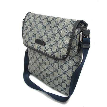 Gucci(����) 223666 GG�ΰ� PVC ��ũ���� ���� Ʈ���� �޽��� ũ�ν��� [��õ ������] �̹���2 - ���̺��� �߰���ǰ