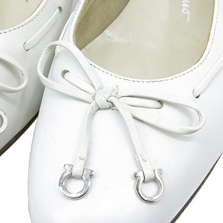 Ferragamo(��󰡸�) ȭ��Ʈ ���� ���� ������ �÷� ���� �̹���4 - ���̺��� �߰���ǰ