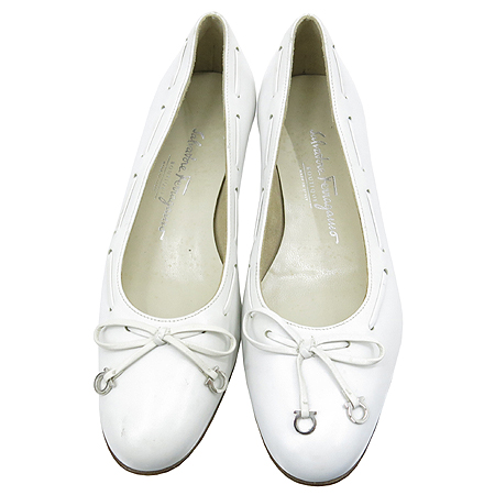 Ferragamo(��󰡸�) ȭ��Ʈ ���� ���� ������ �÷� ���� �̹���5 - ���̺��� �߰���ǰ