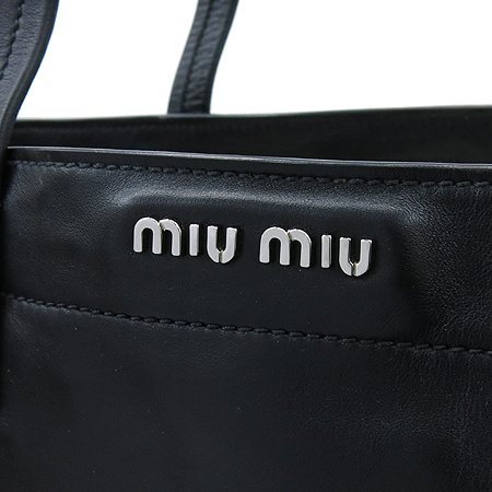 MiuMiu(�̿�̿�) RR1820 VITELLO SOFT NERO �������� ����ΰ� ���� ¤�� ����� �̹���5 - ���̺��� �߰���ǰ