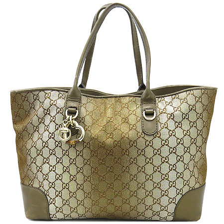 ����  �����