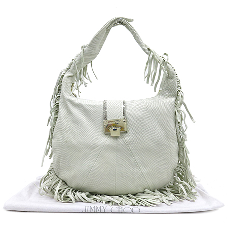 ������  �����