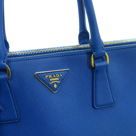 Prada(�����) BN1802 ���� �ΰ� ��� SAFFIANO LUX (���ǾƳ� ����) ��Ʈ�� [���빮��] �̹���4 - ���̺��� �߰���ǰ